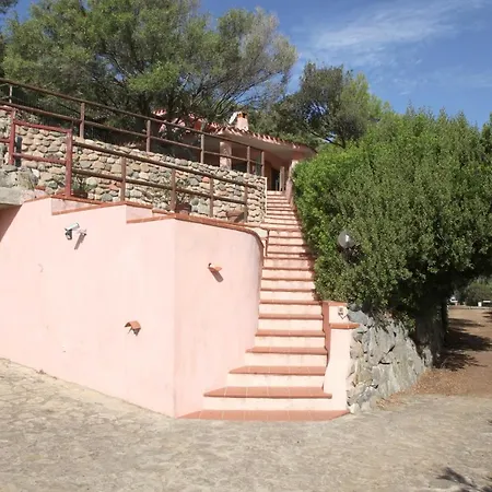 Olivastro Villa *